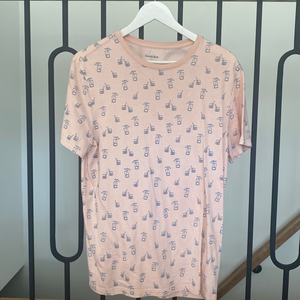 good fellow & Co Pink cocktail  Tshirt